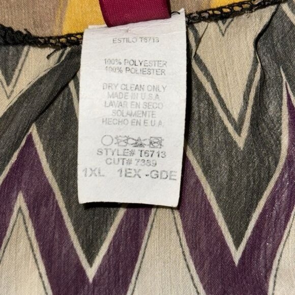 Chevron Pattern Purple & Yellow Peasant Blouse With 3/4 Sleeves & Button Detail - Picture 4 of 9